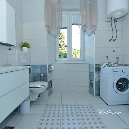 Apartamento Nikki Kolovare