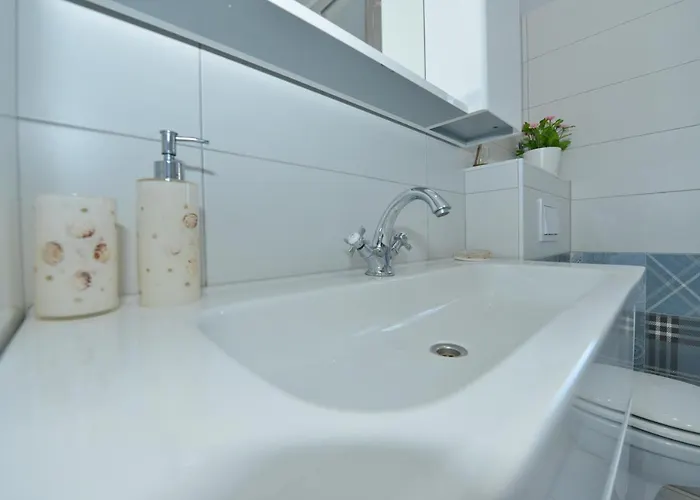 Appartamento Nikki Kolovare Zara