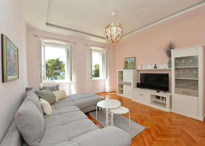 Appartamento Nikki Kolovare *