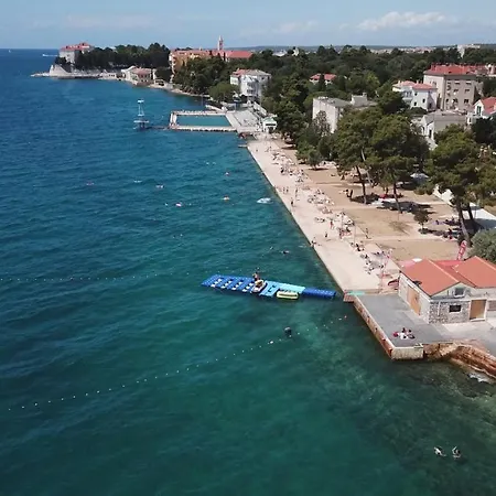 Nikki Kolovare Apartament