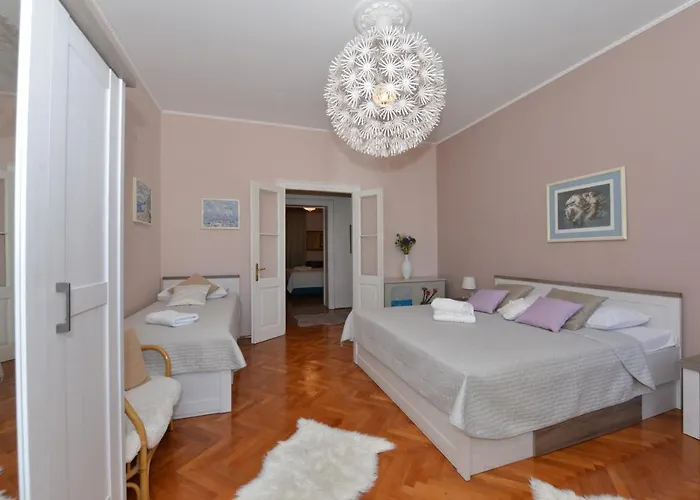 Nikki Kolovare Apartment