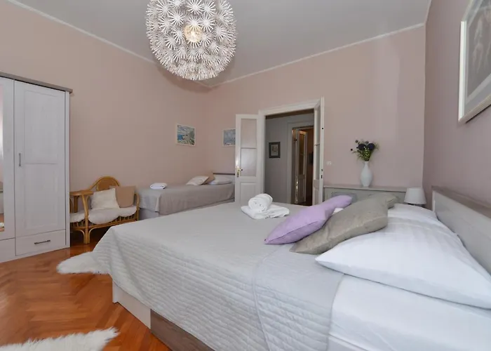 Apartamento Nikki Kolovare *